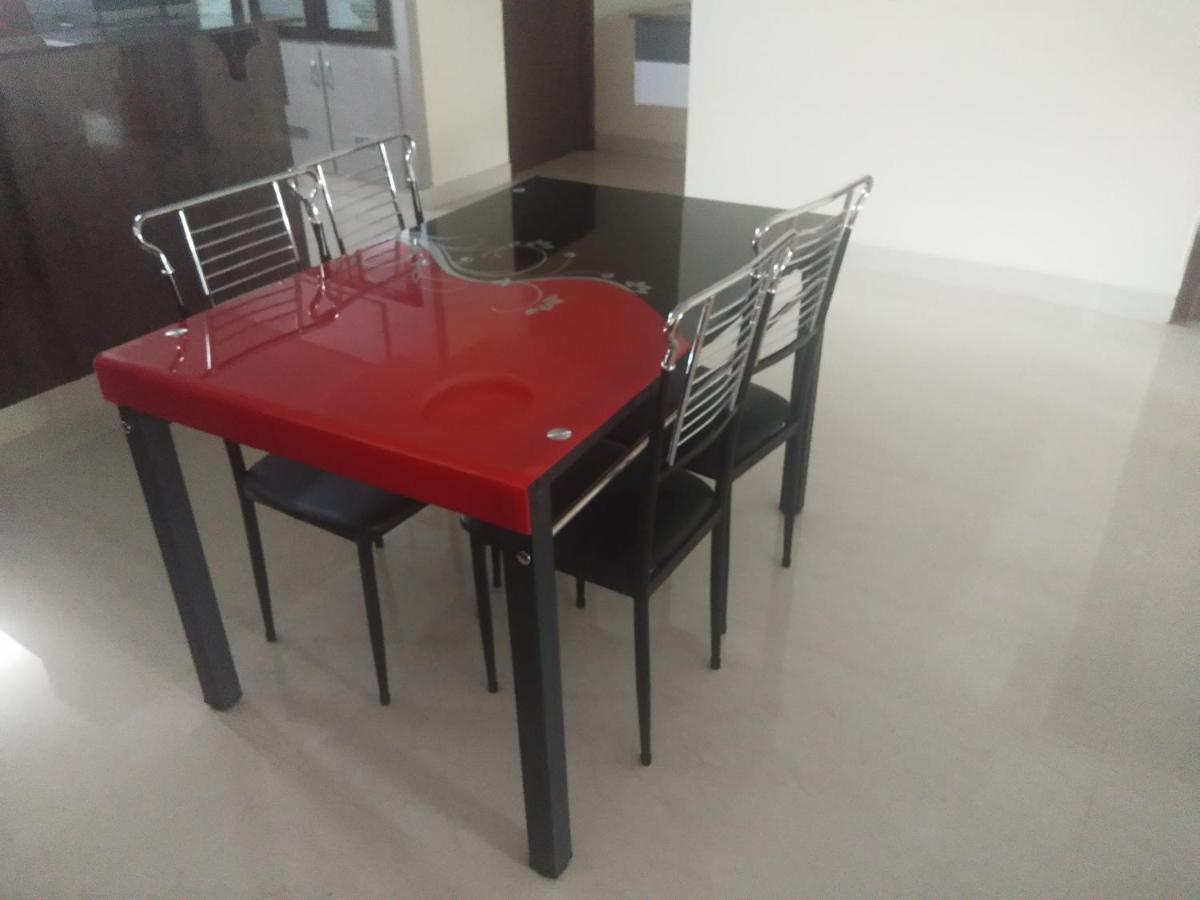 Feel Like Home -Guest House Near Tenneti Park Visakhapatnam Bagian luar foto